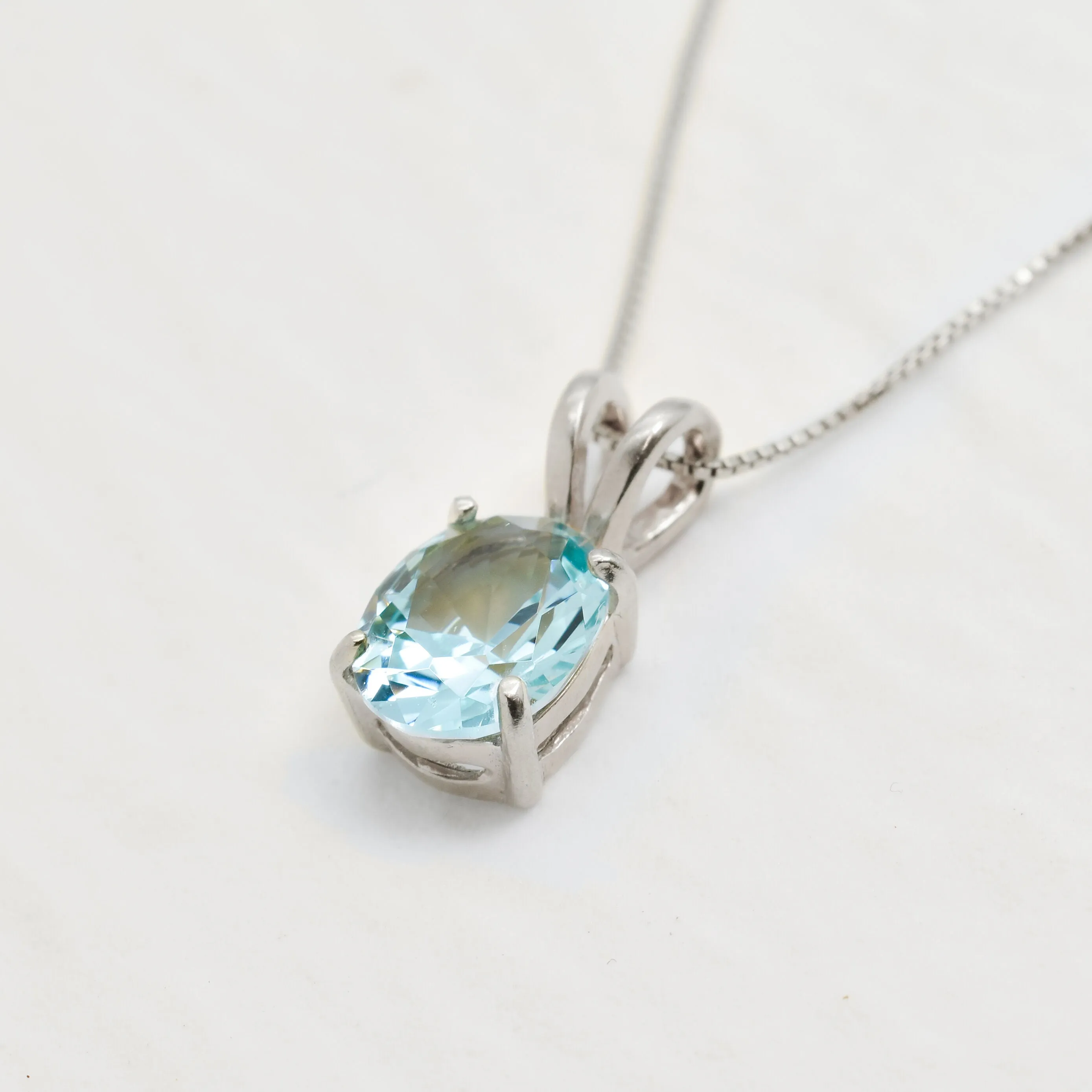 Aquamarine Pendant - Classic Blue Necklace - Vintage Oval Necklace