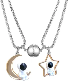 Couples Astronaut Pendant Necklaces,2Pcs Spaceman Promise Mutual Attraction Matching Jewelry Valentine's Day Gift for Husband Wife