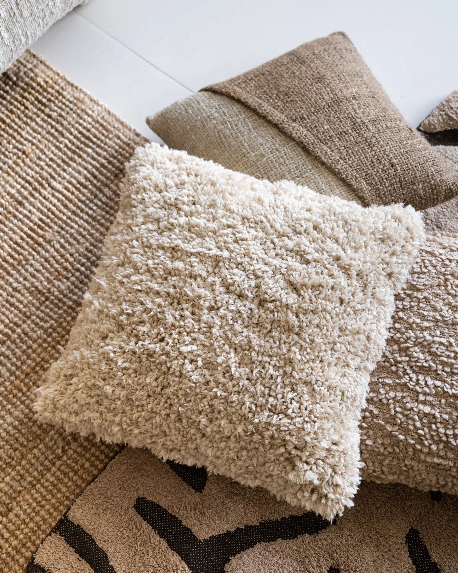 Cushion Fluffy Fuz