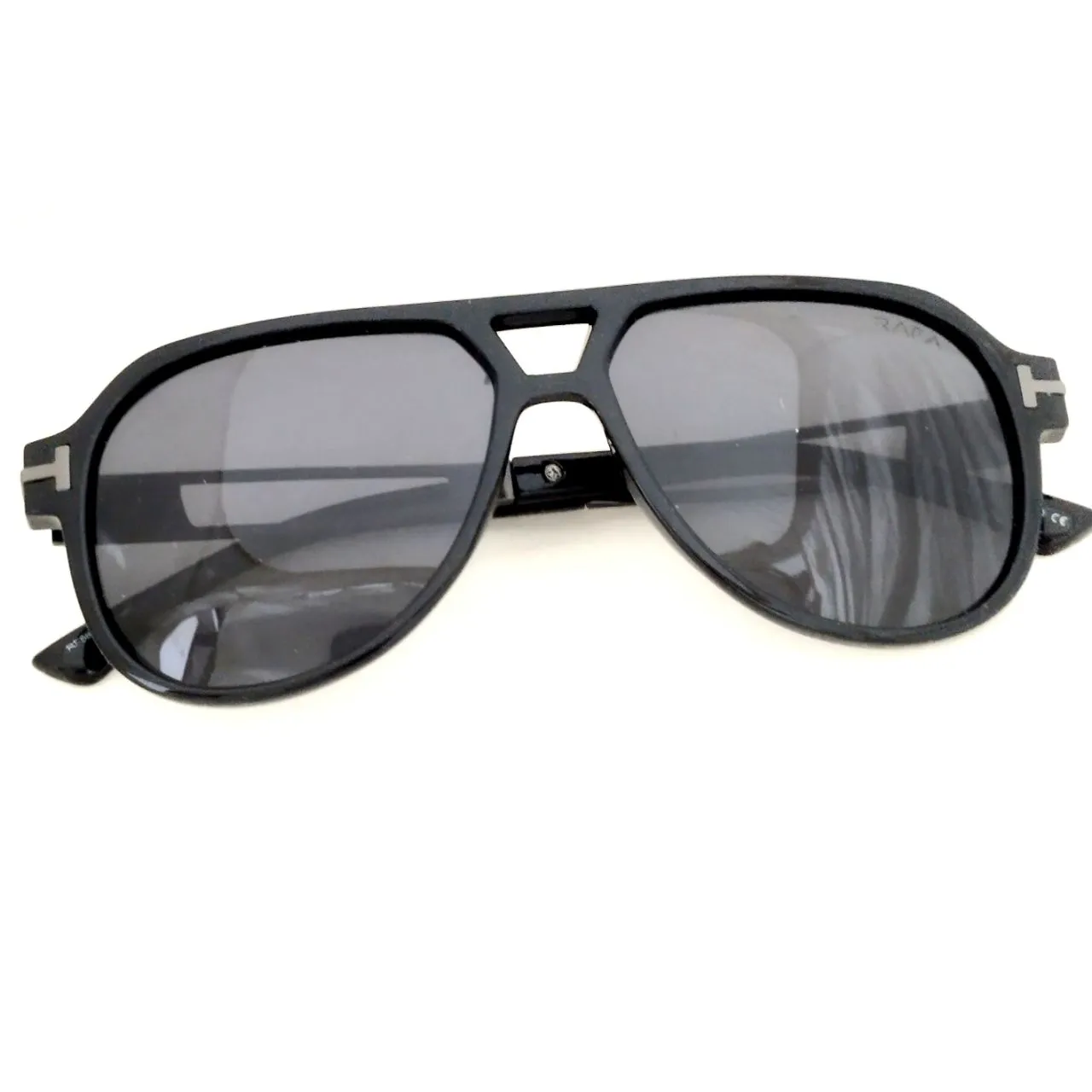 EYESafety Sleek Navigator-Style Sunglasses with Polarized Lenses RF662