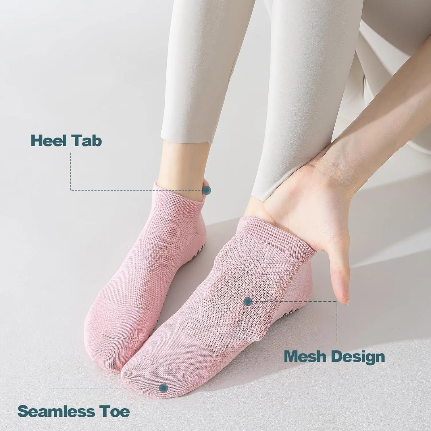 Grip Pilates Socks for Women, 4 Pairs Non Slip Yoga Athletic Ballet Barre Dance Workout Ankle Socks